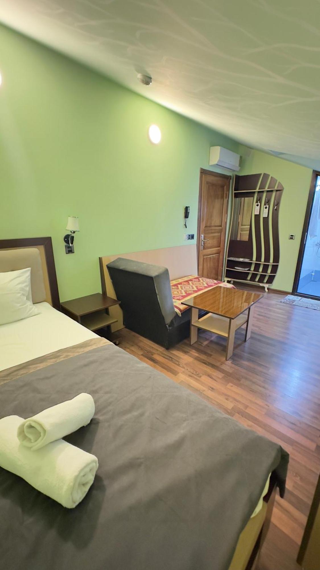 Yaffle Inn Shaki Boutique Hotel Şǝki المظهر الخارجي الصورة