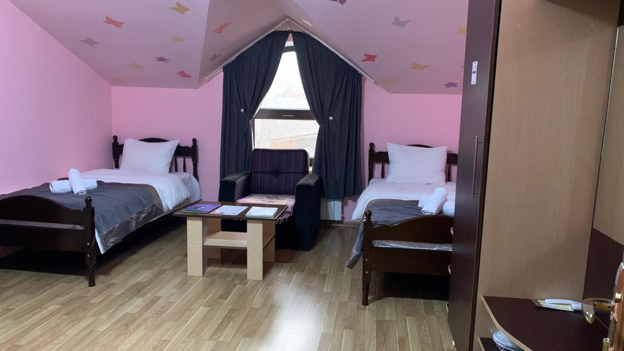 Yaffle Inn Shaki Boutique Hotel Şǝki الغرفة الصورة